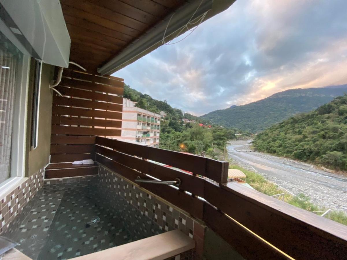 Wenquan Cheng-Ping Hot Spring Inn מראה חיצוני תמונה
